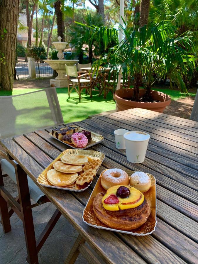 G&D Hotel Deanna Pool&Brunch Milano Marittima Kültér fotó