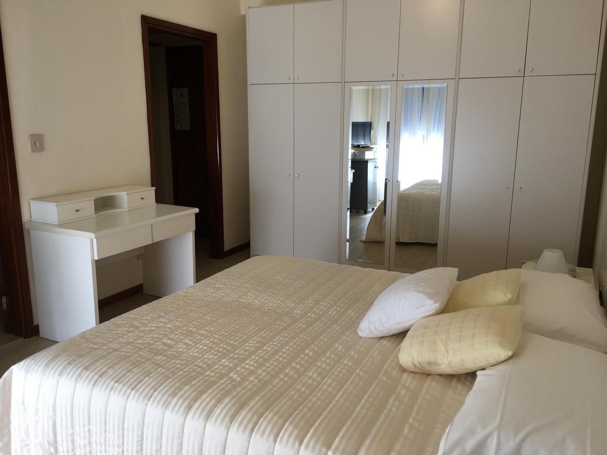 G&D Hotel Deanna Pool&Brunch Milano Marittima Szoba fotó