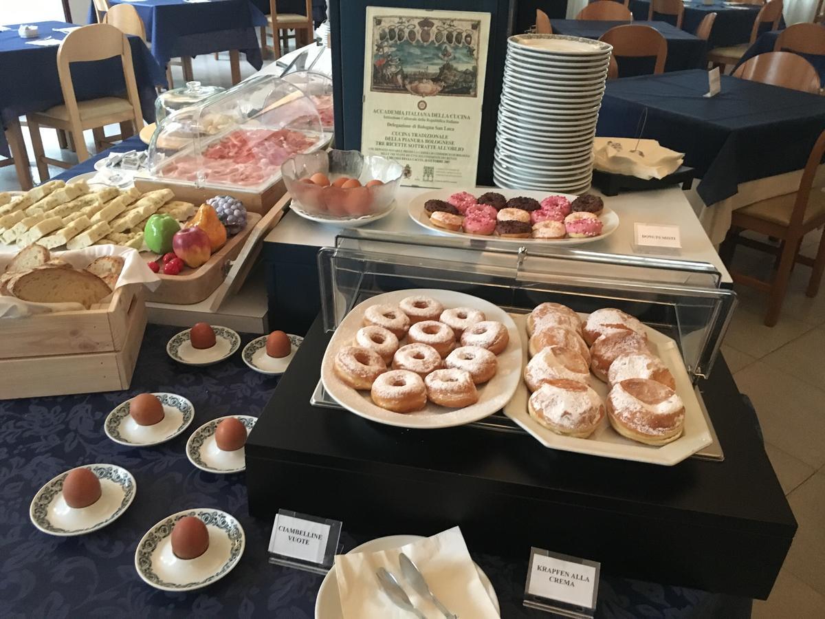 G&D Hotel Deanna Pool&Brunch Milano Marittima Kültér fotó